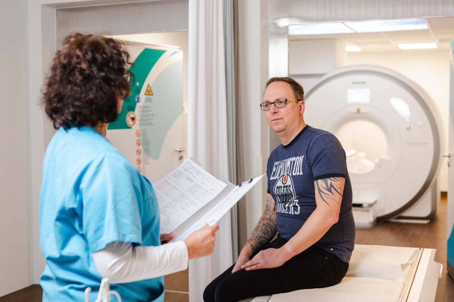 MRT Piercings und Tattoos